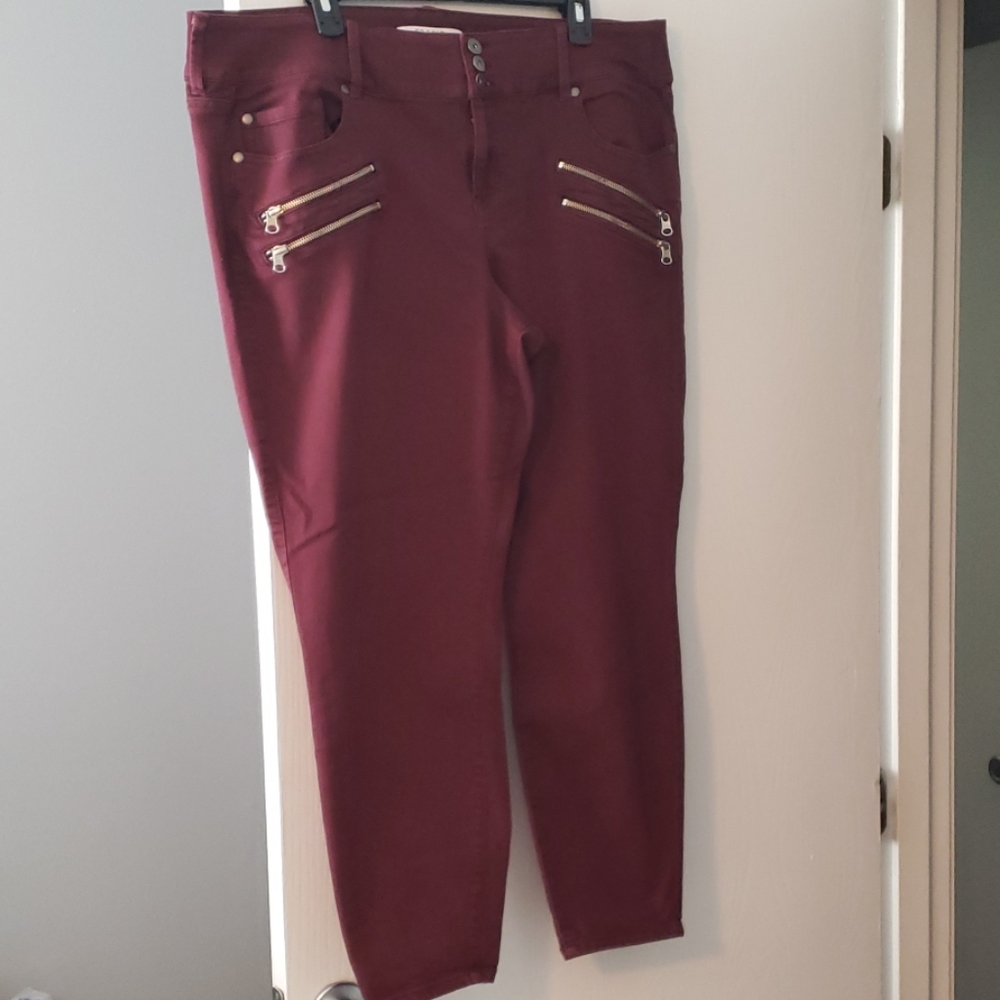 Maroon jeggings